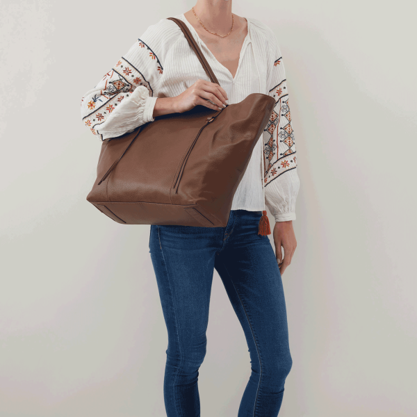 Kingston Tote (Acorn) Fashion