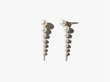 Mizuki Short Cascading Pearl Earrings Hot on Sale